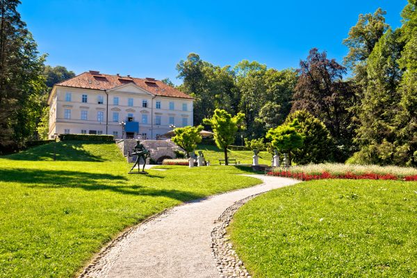 Park Landscape Maintenance in Aurora