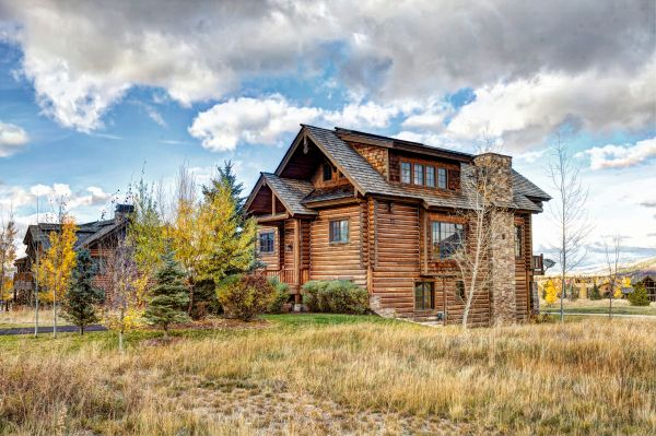 Cabin Landscaping in Aurora